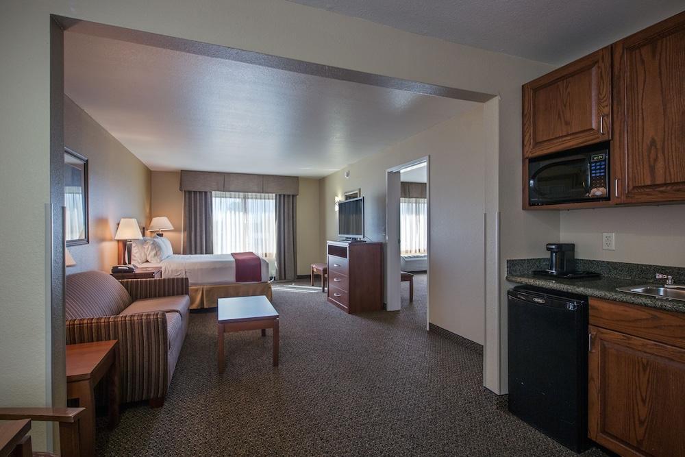 Holiday Inn Express Hotel & Suites Lewisburg By Ihg Экстерьер фото