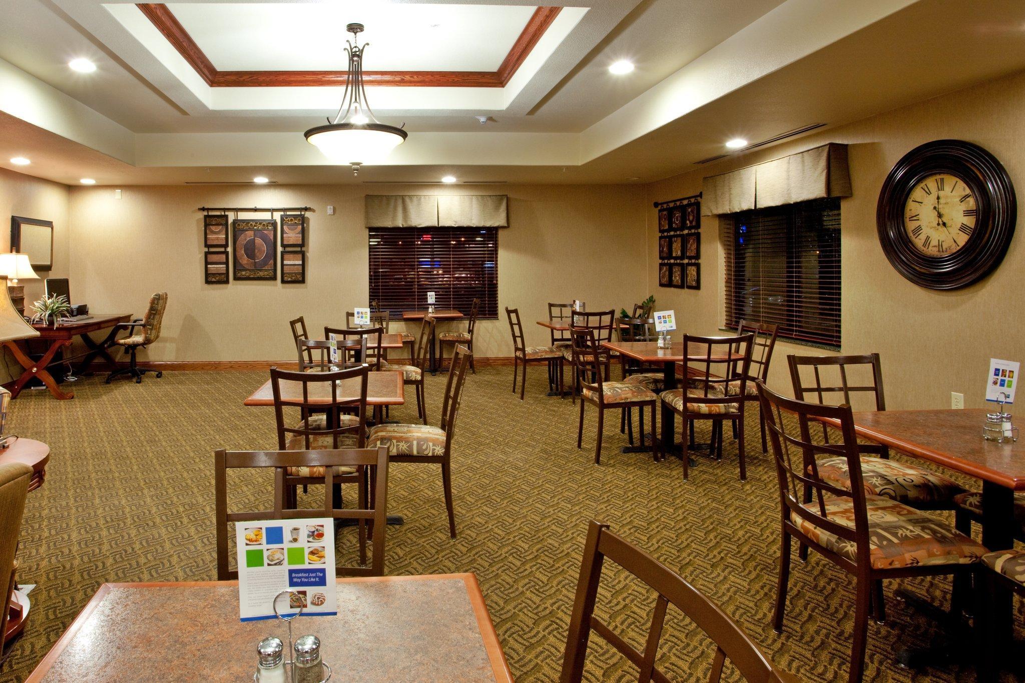 Holiday Inn Express Hotel & Suites Lewisburg By Ihg Экстерьер фото