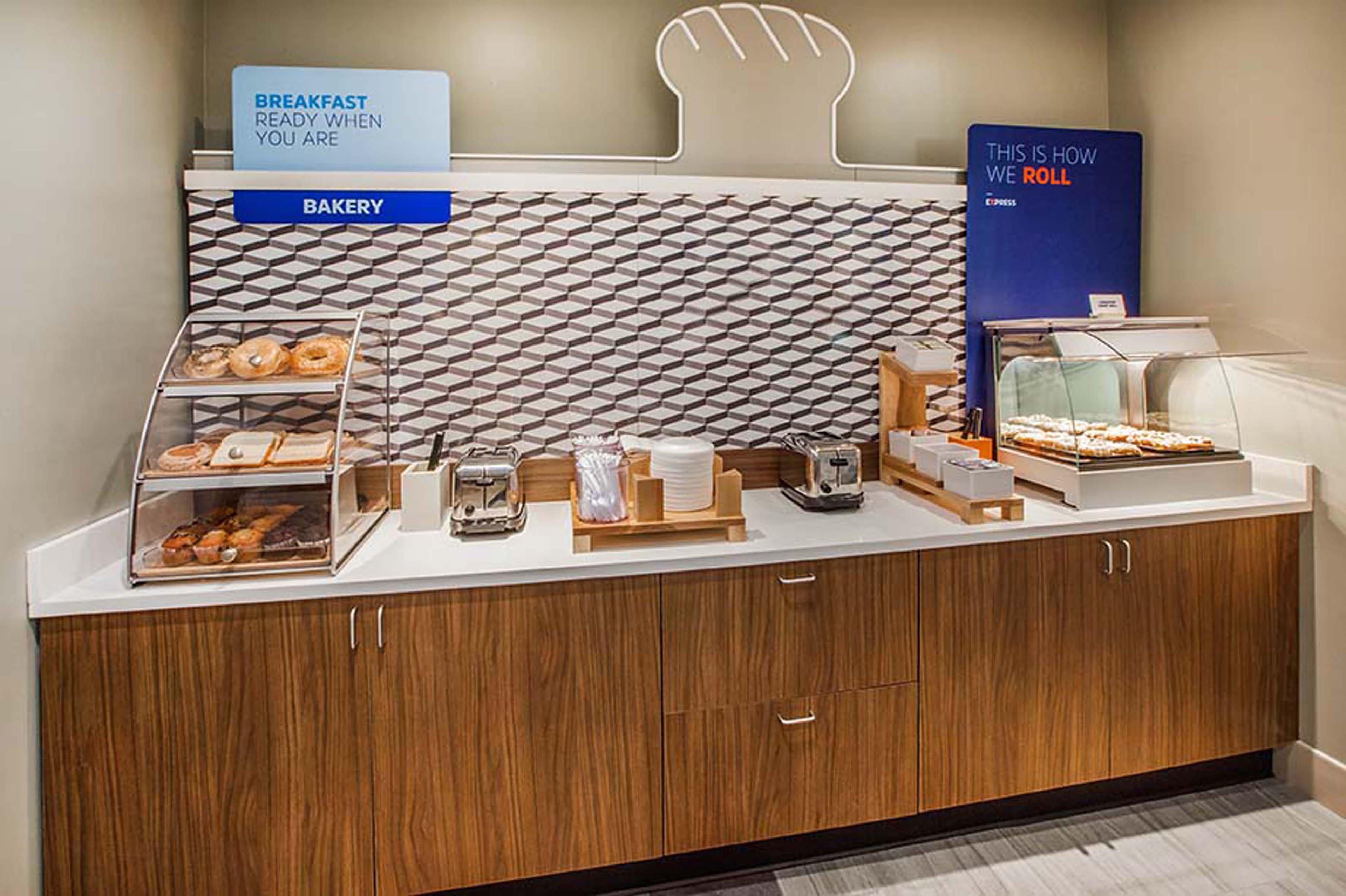 Holiday Inn Express Hotel & Suites Lewisburg By Ihg Экстерьер фото